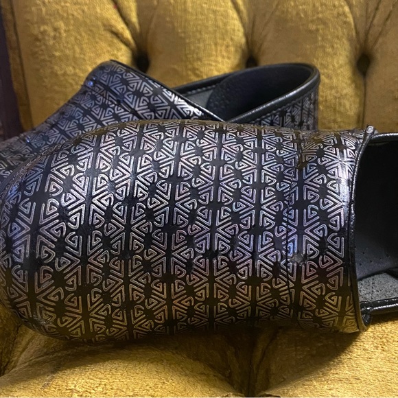Dansko clogs - Size 36 (6) - Like new - Picture 2 of 10